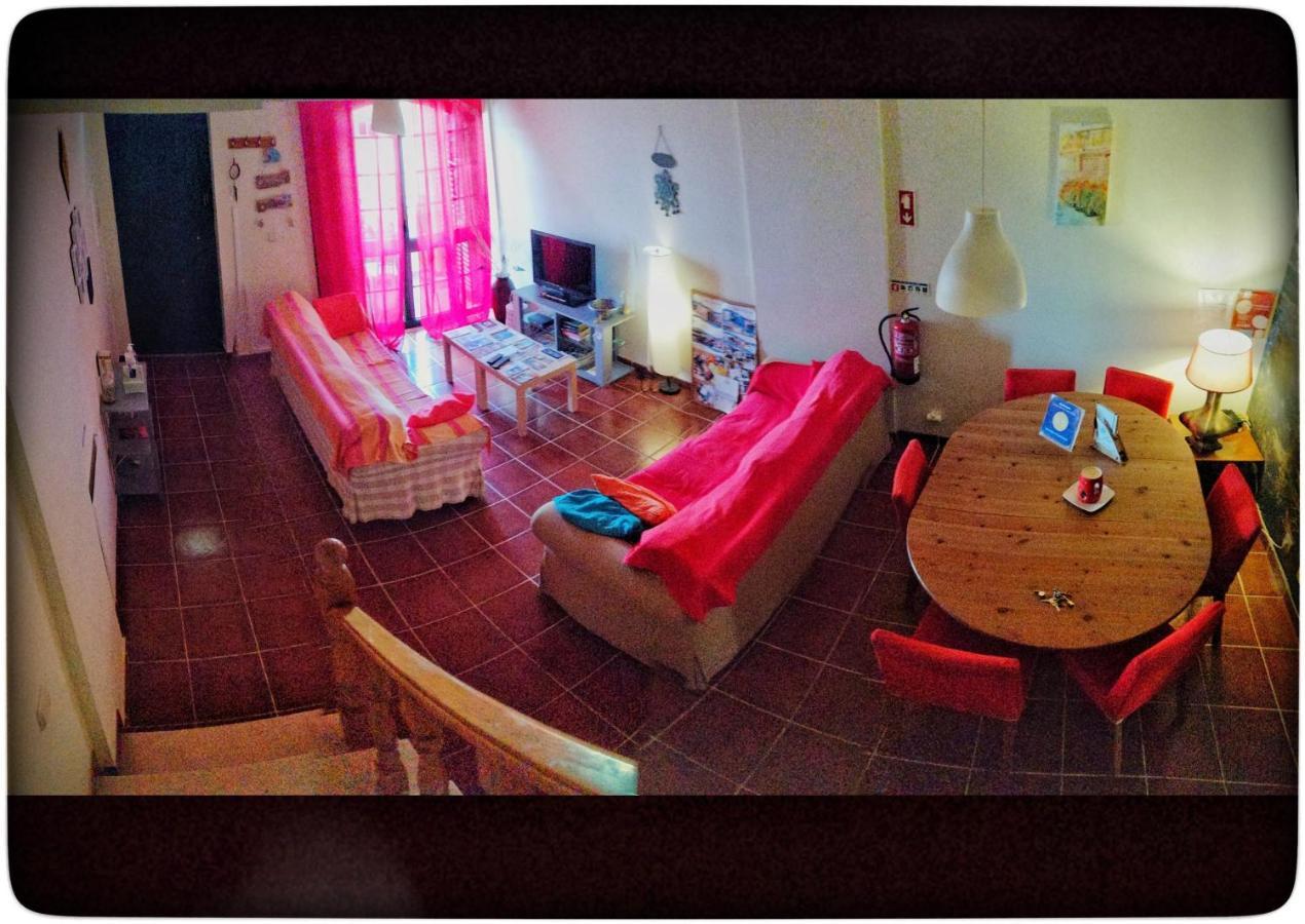 Supertubos Beach Hostel اتوغويه ده باليه المظهر الخارجي الصورة