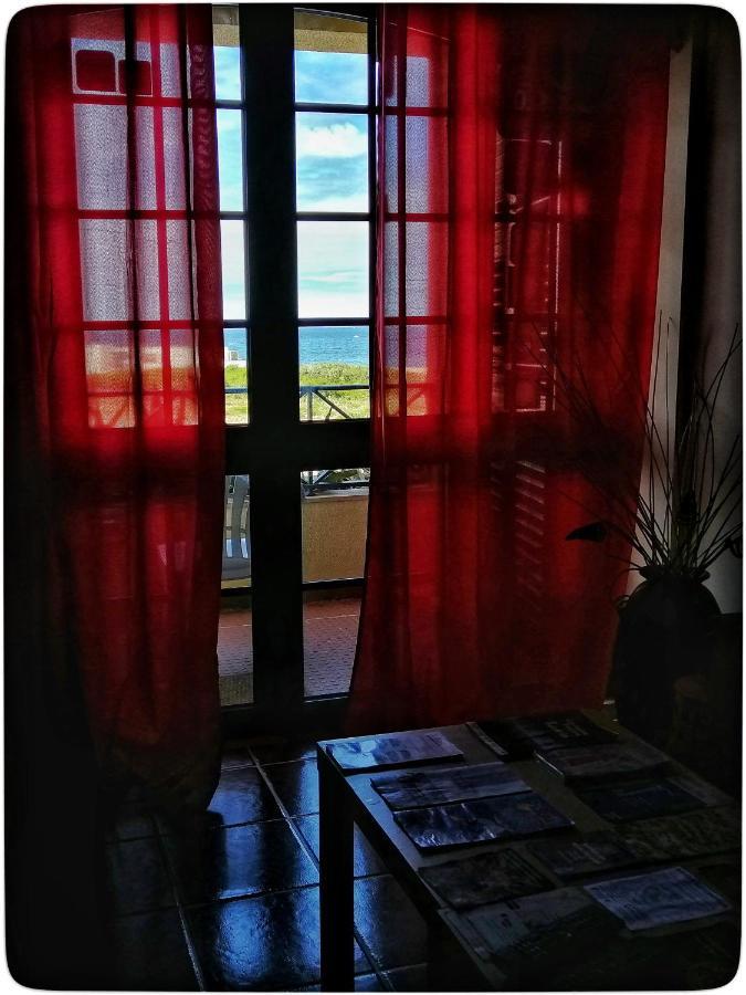 Supertubos Beach Hostel اتوغويه ده باليه المظهر الخارجي الصورة