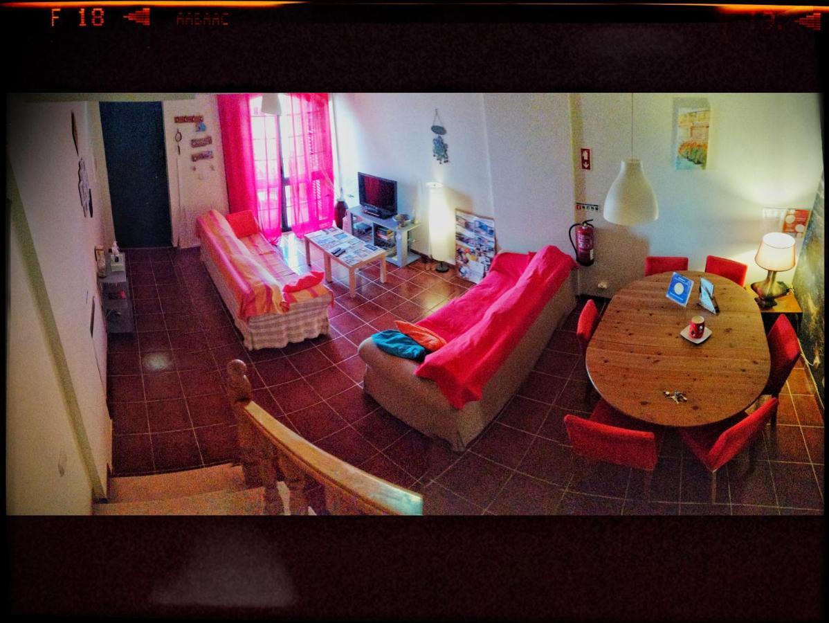 Supertubos Beach Hostel اتوغويه ده باليه المظهر الخارجي الصورة