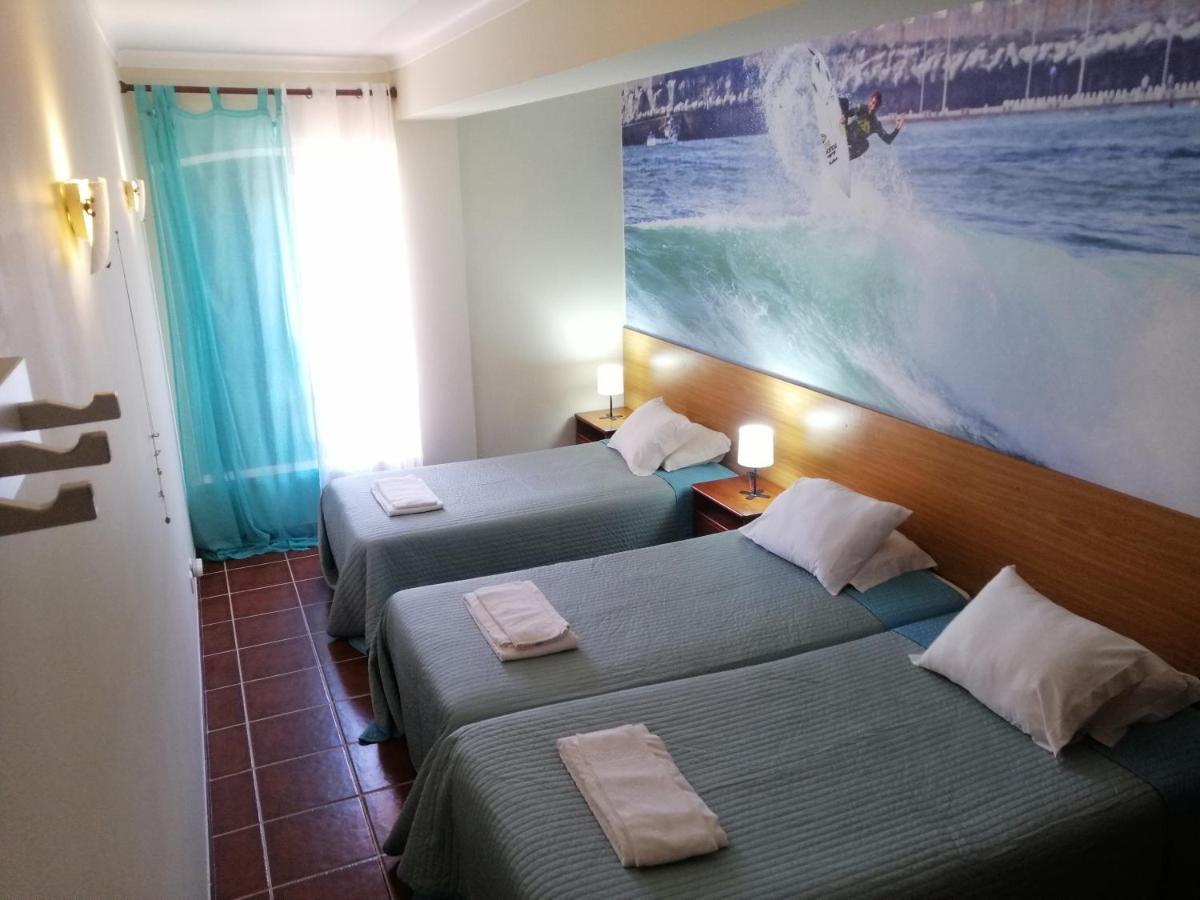 Supertubos Beach Hostel اتوغويه ده باليه المظهر الخارجي الصورة