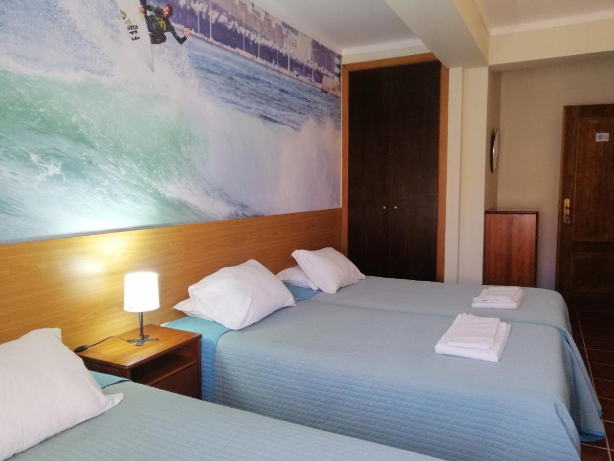 Supertubos Beach Hostel اتوغويه ده باليه المظهر الخارجي الصورة