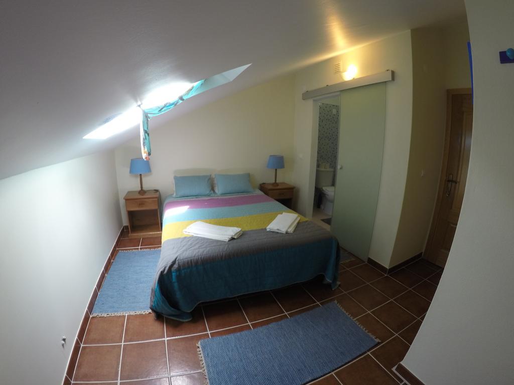Supertubos Beach Hostel اتوغويه ده باليه المظهر الخارجي الصورة