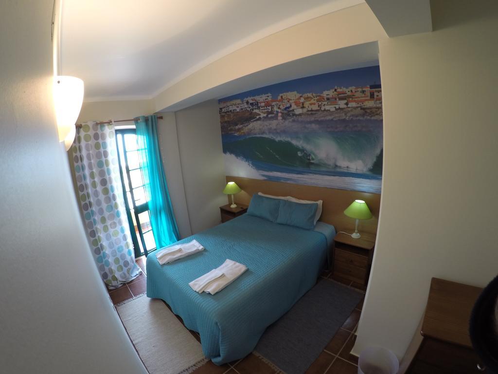 Supertubos Beach Hostel اتوغويه ده باليه المظهر الخارجي الصورة
