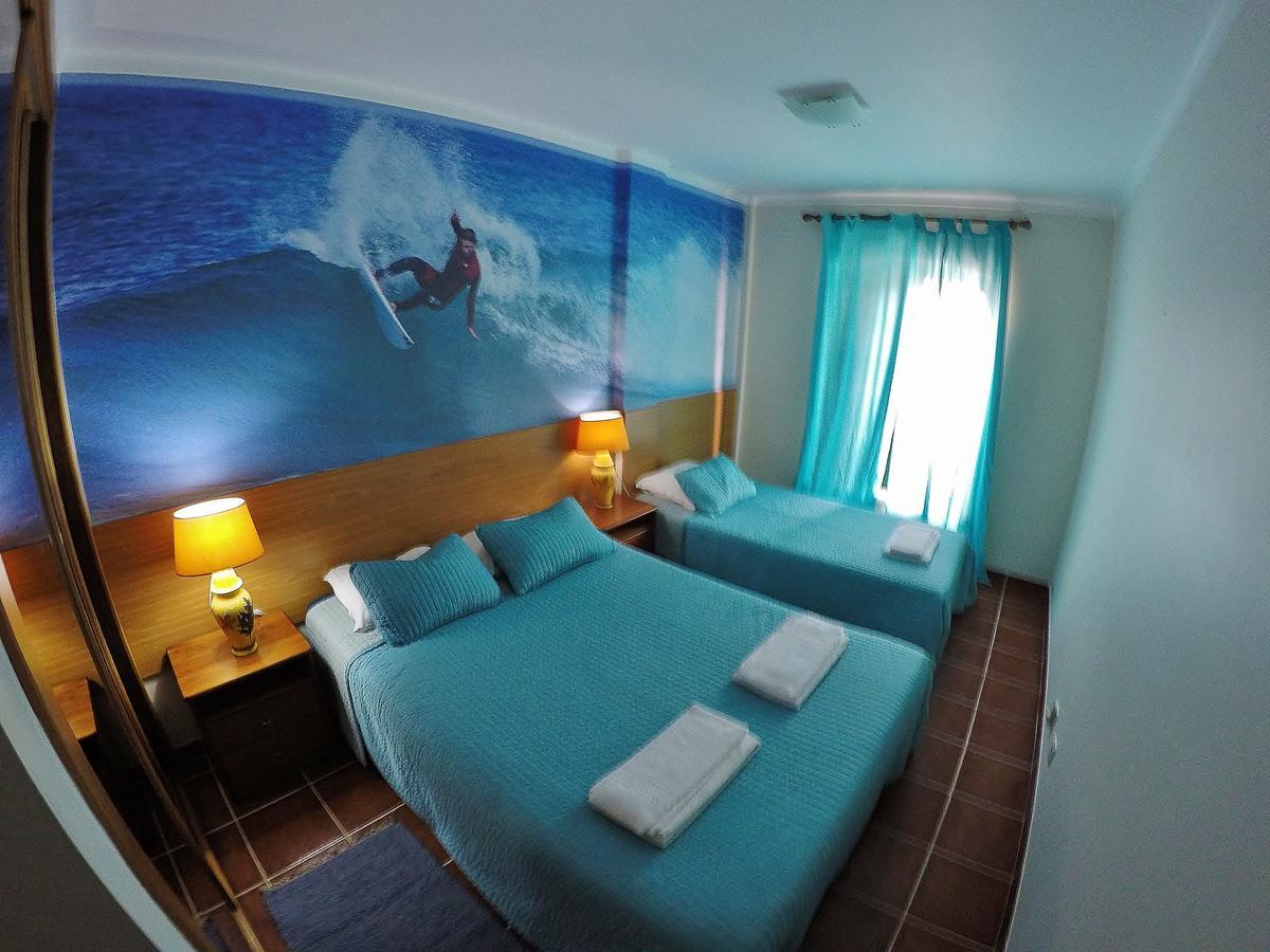 Supertubos Beach Hostel اتوغويه ده باليه المظهر الخارجي الصورة