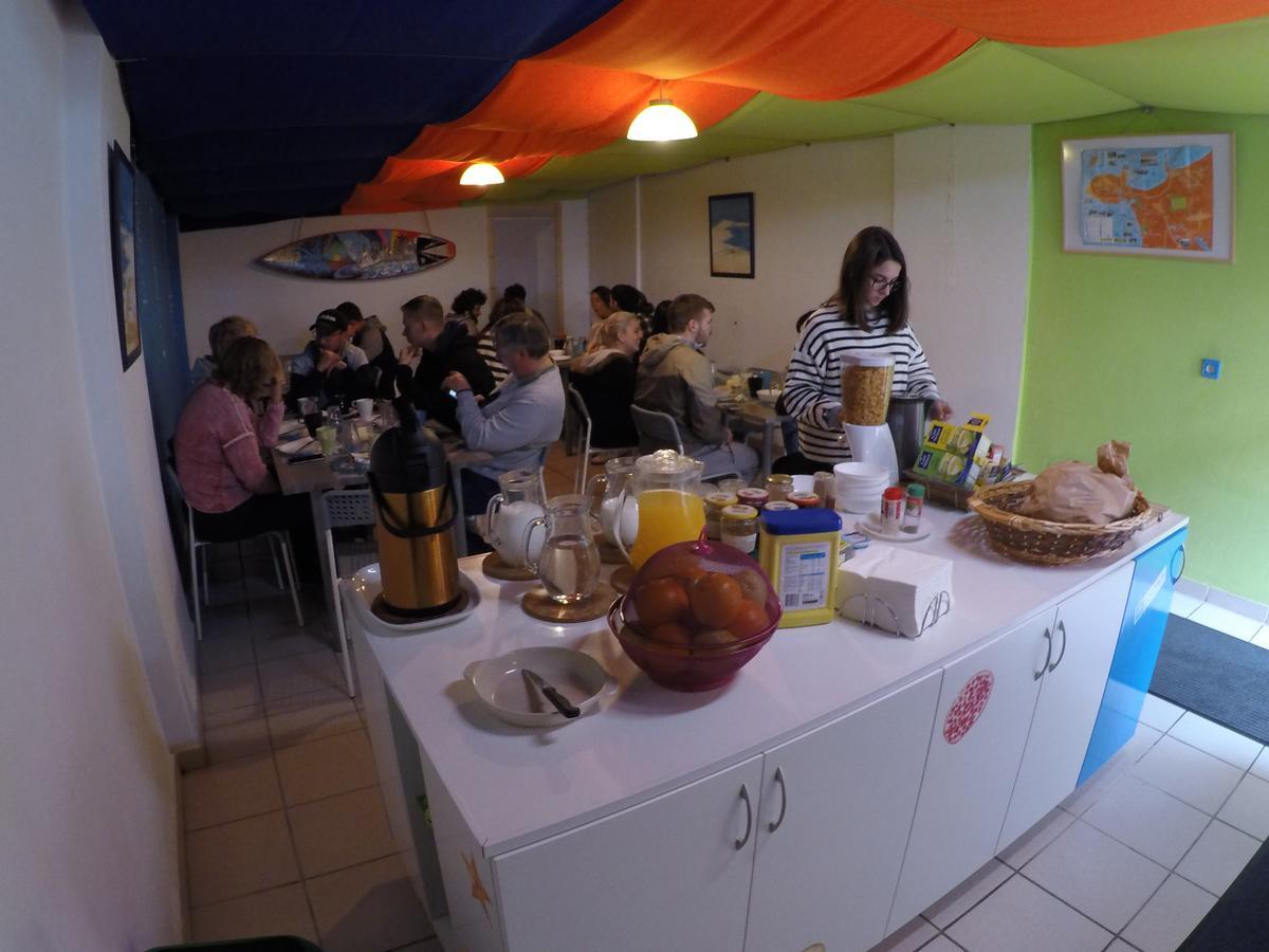 Supertubos Beach Hostel اتوغويه ده باليه المظهر الخارجي الصورة